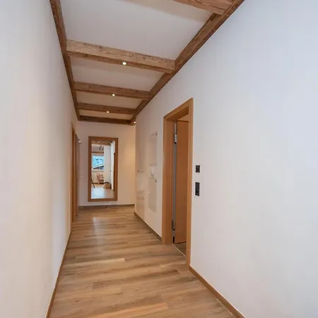 Arena Juwel 104 3 Apartament