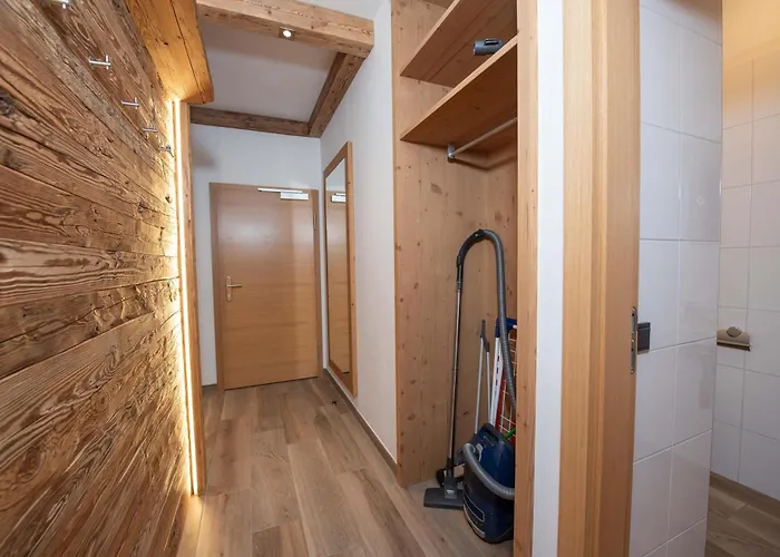 Arena Juwel 104 3 شقة كريمل